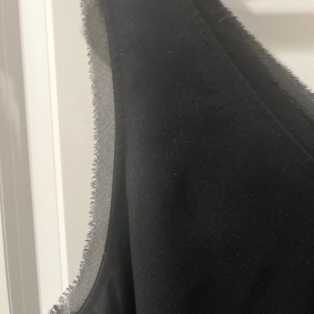 Halogen Sleek Black V-neck Tank Top/Shell With Raw Edge - Picture 4 of 6